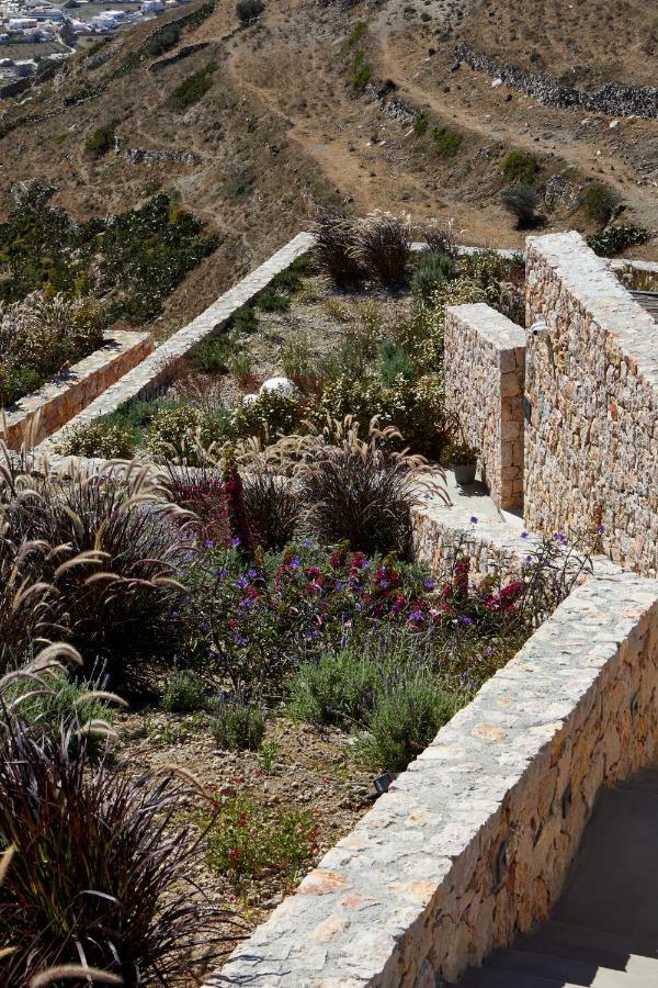 Santorini Sky, The Retreat Pýrgos Exterior foto