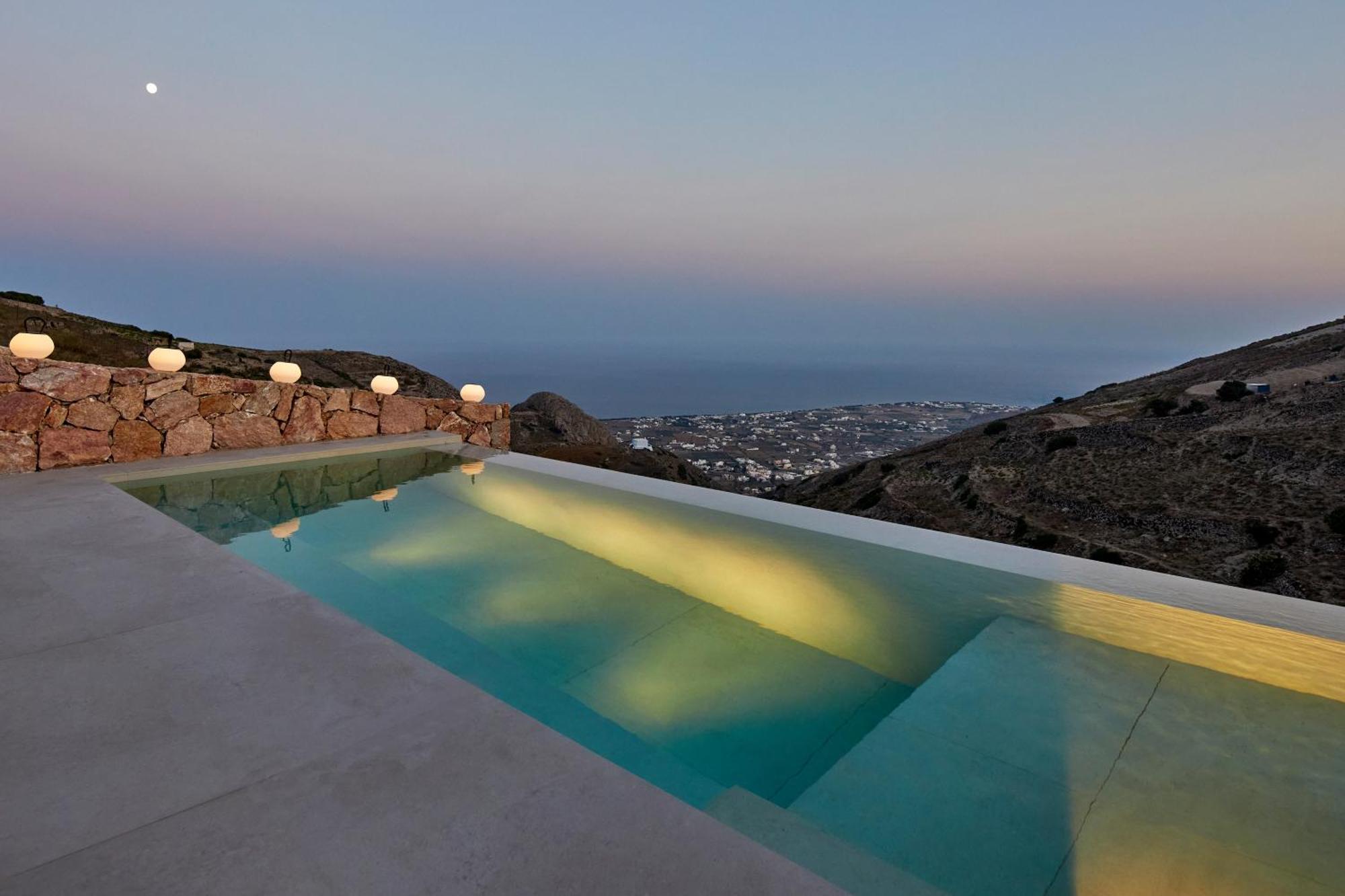 Santorini Sky, The Retreat Pýrgos Exterior foto